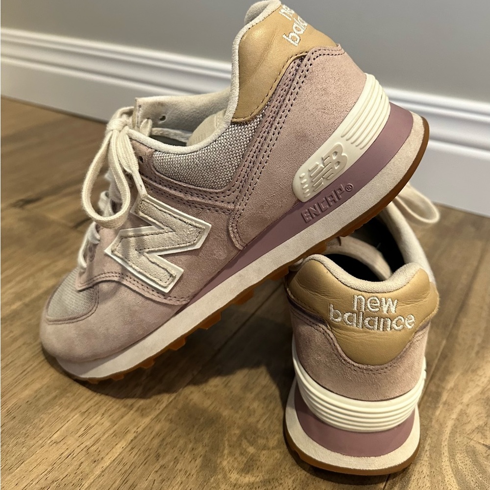 New Balance 574, size 9, faded lavender